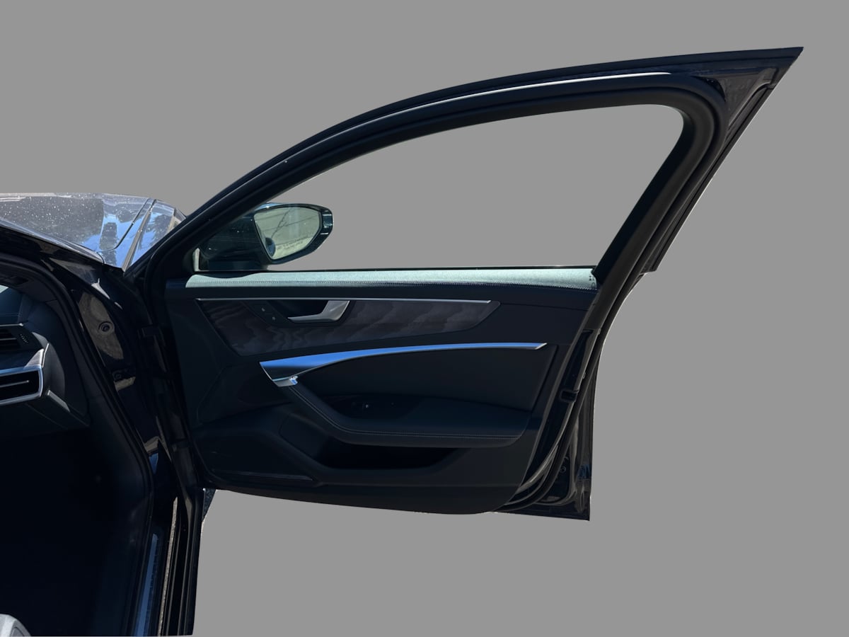 Audi A6 photo 29