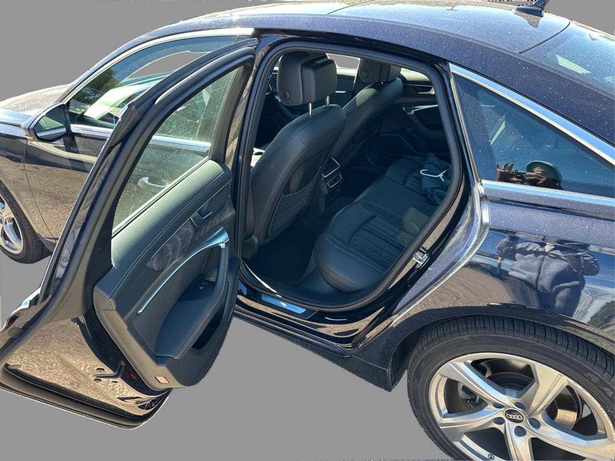 Audi A6 photo 45