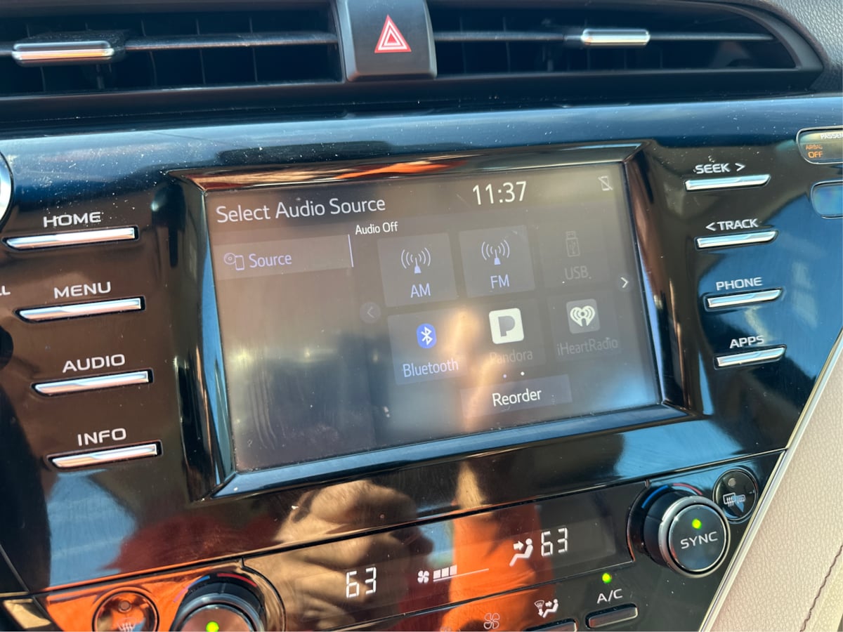 Toyota Camry photo 18