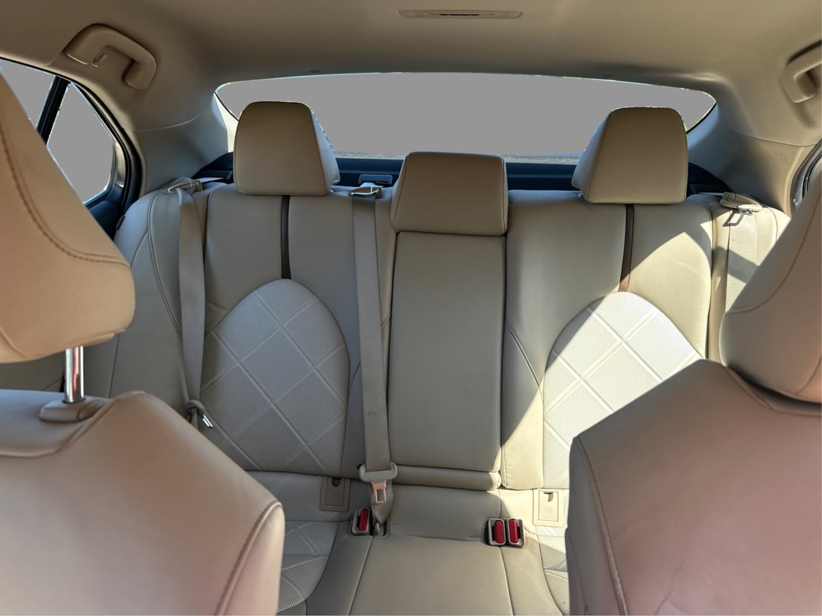 Toyota Camry photo 33
