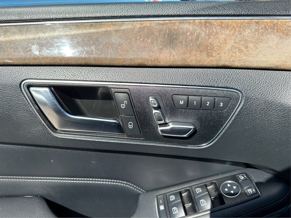 Mercedes-Benz e photo 21