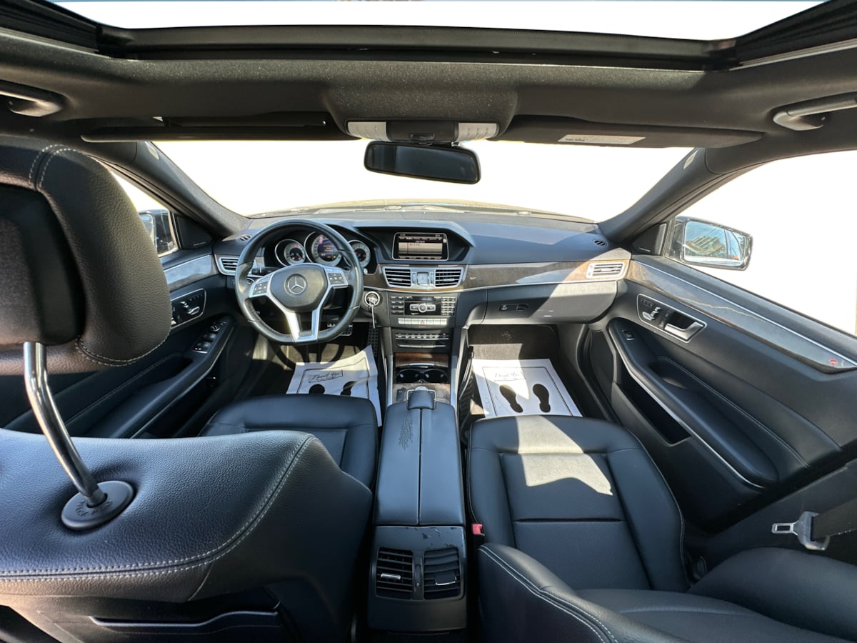 Mercedes-Benz e photo 40