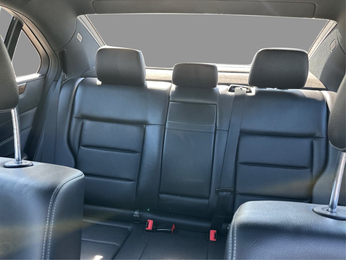Mercedes-Benz e photo 46