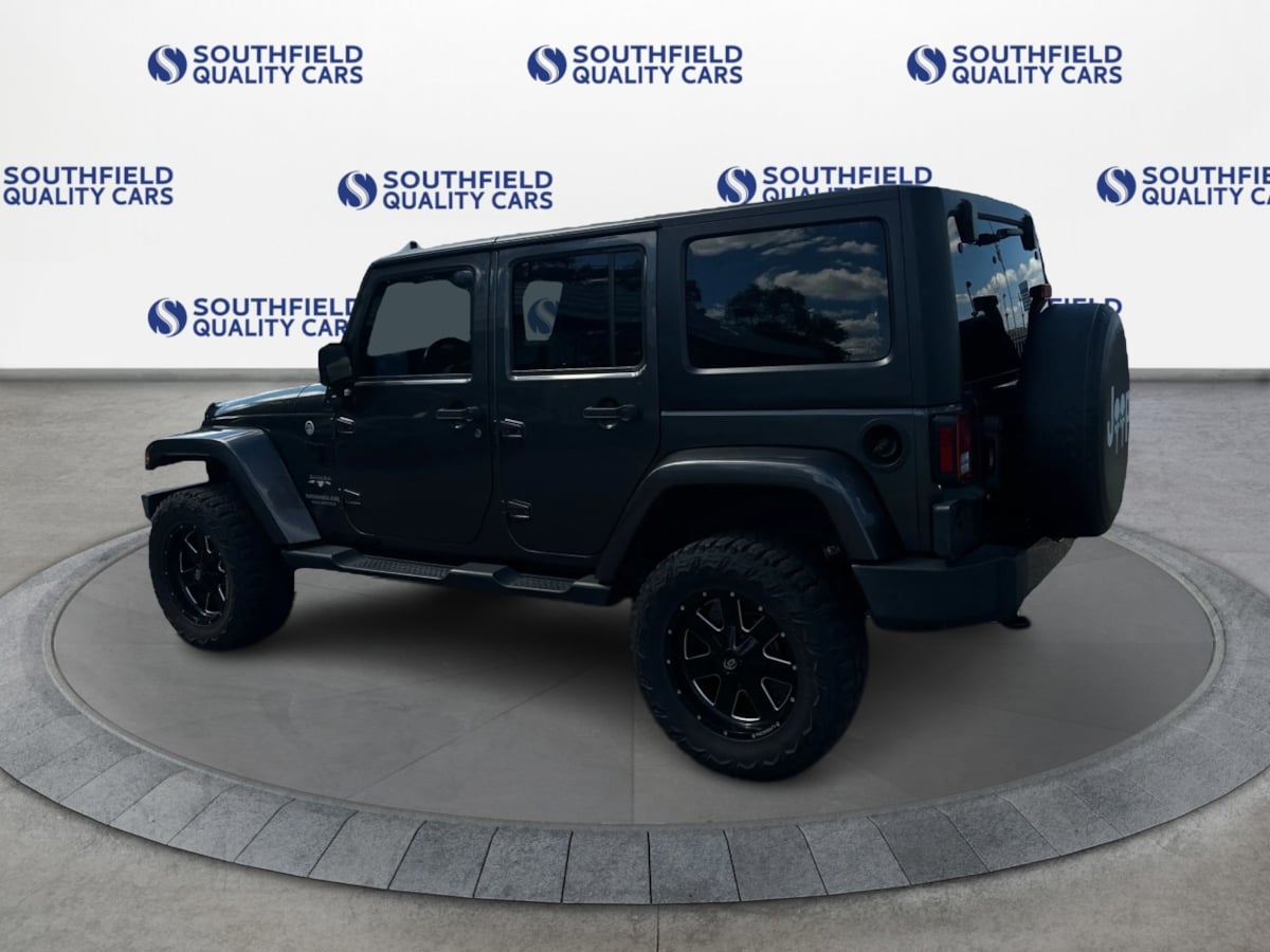Jeep Wrangler photo 5