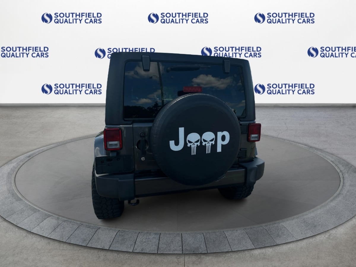Jeep Wrangler photo 6