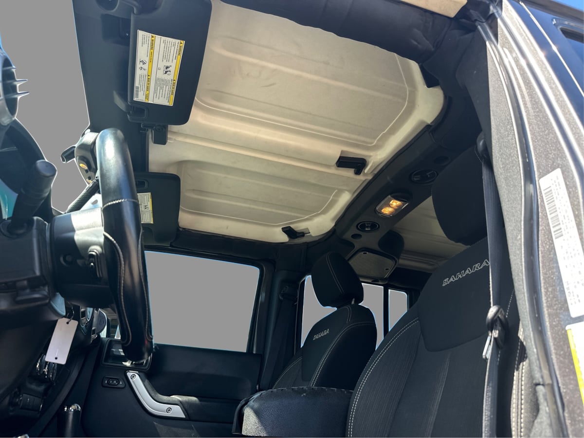 Jeep Wrangler photo 35