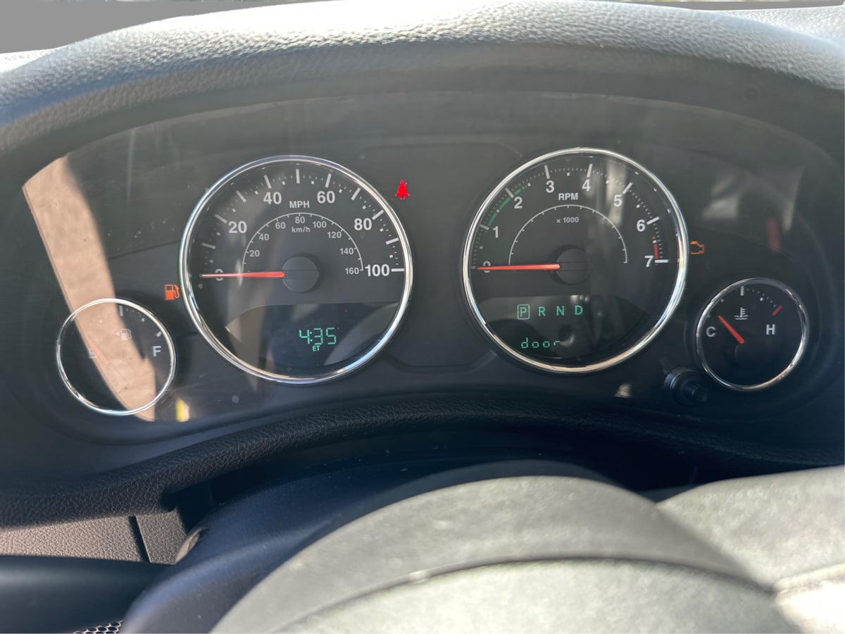 Jeep Wrangler photo 36