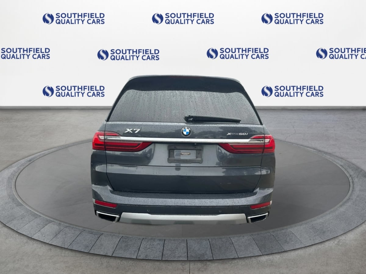 BMW X7 photo 6