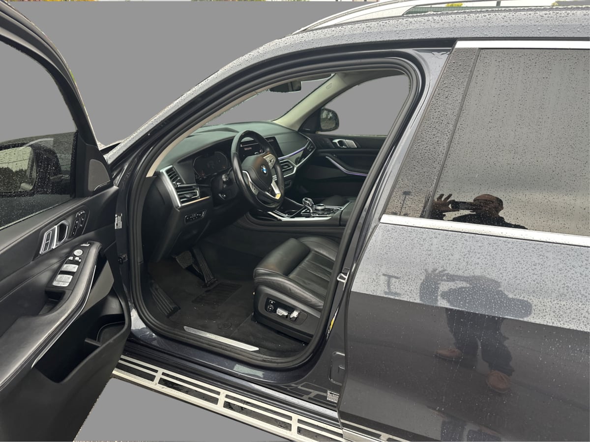 BMW X7 photo 32