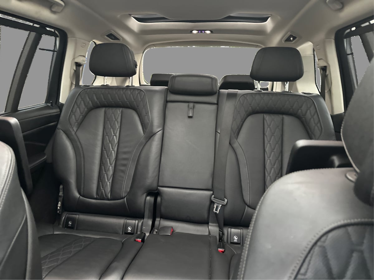 BMW X7 photo 43