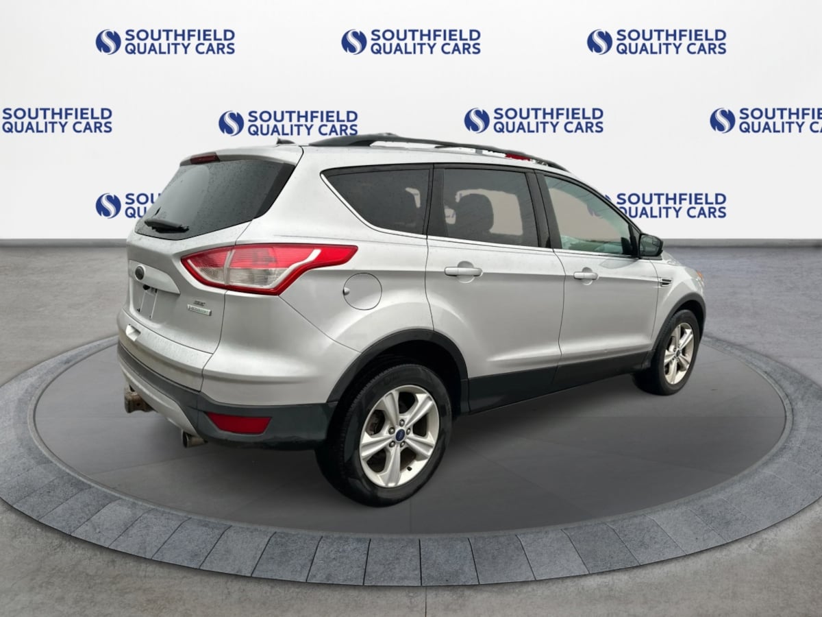 Ford Escape photo 7