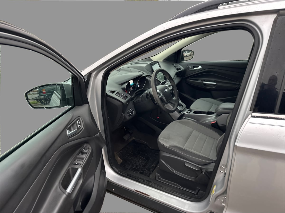 Ford Escape photo 35