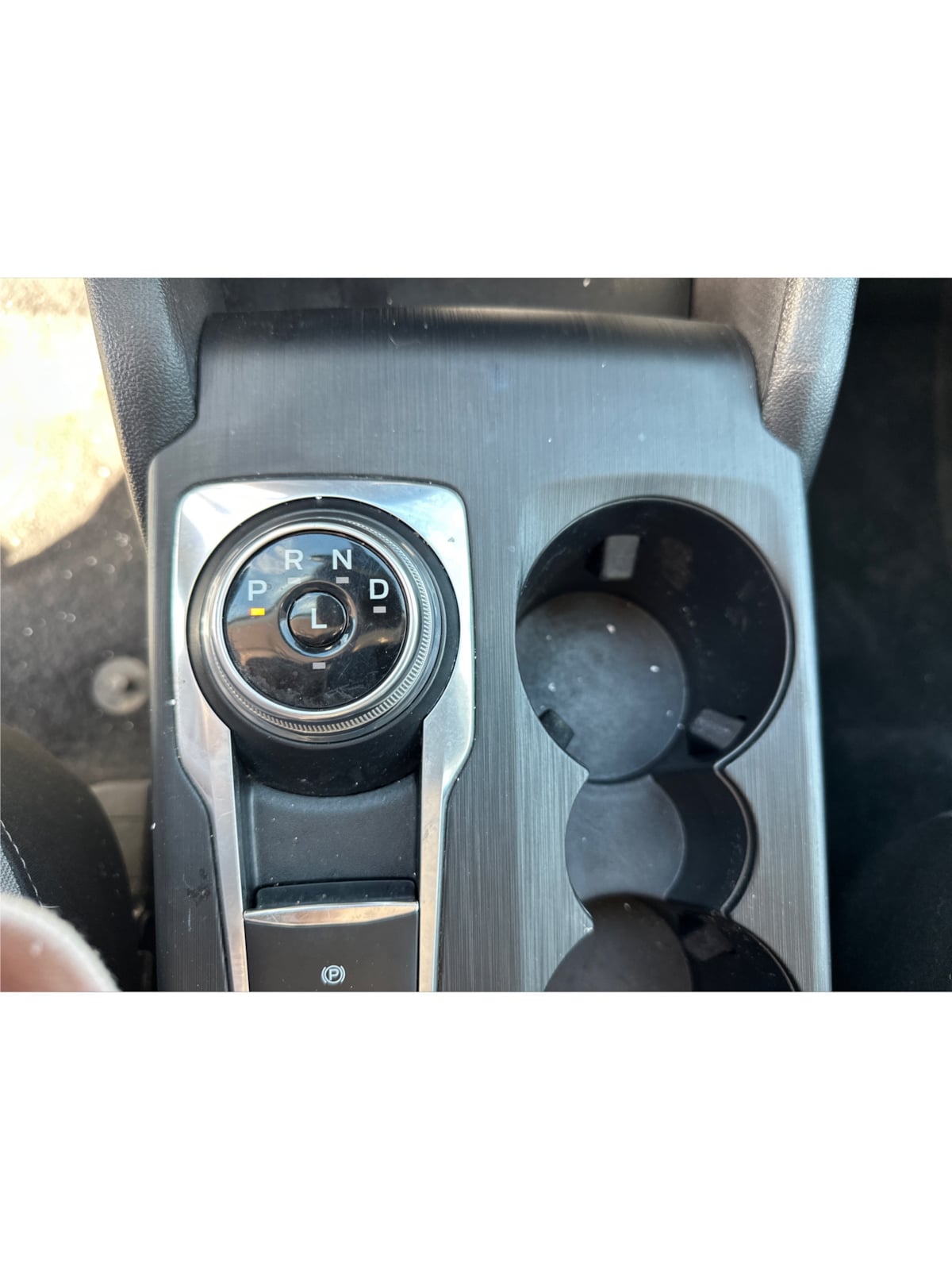 Ford Escape photo 19