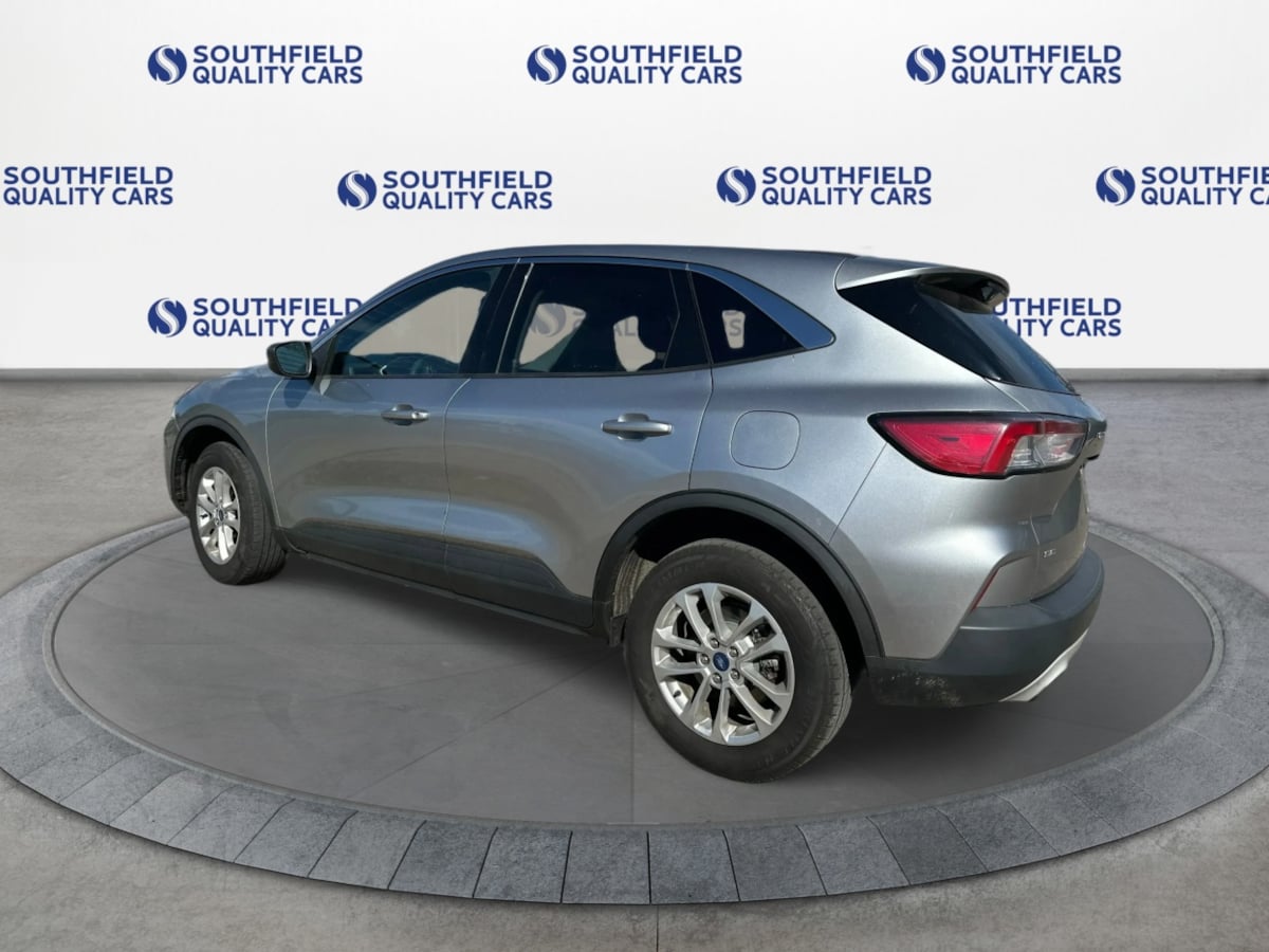 Ford Escape photo 5