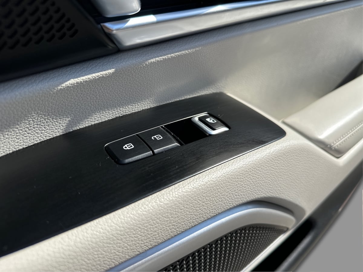 Kia Telluride photo 24