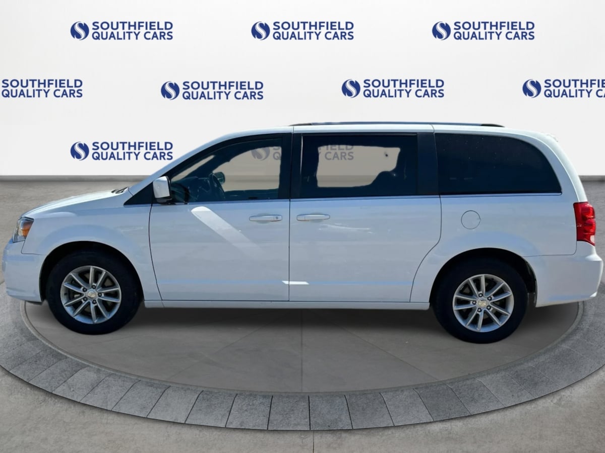Dodge Grand Caravan photo 4