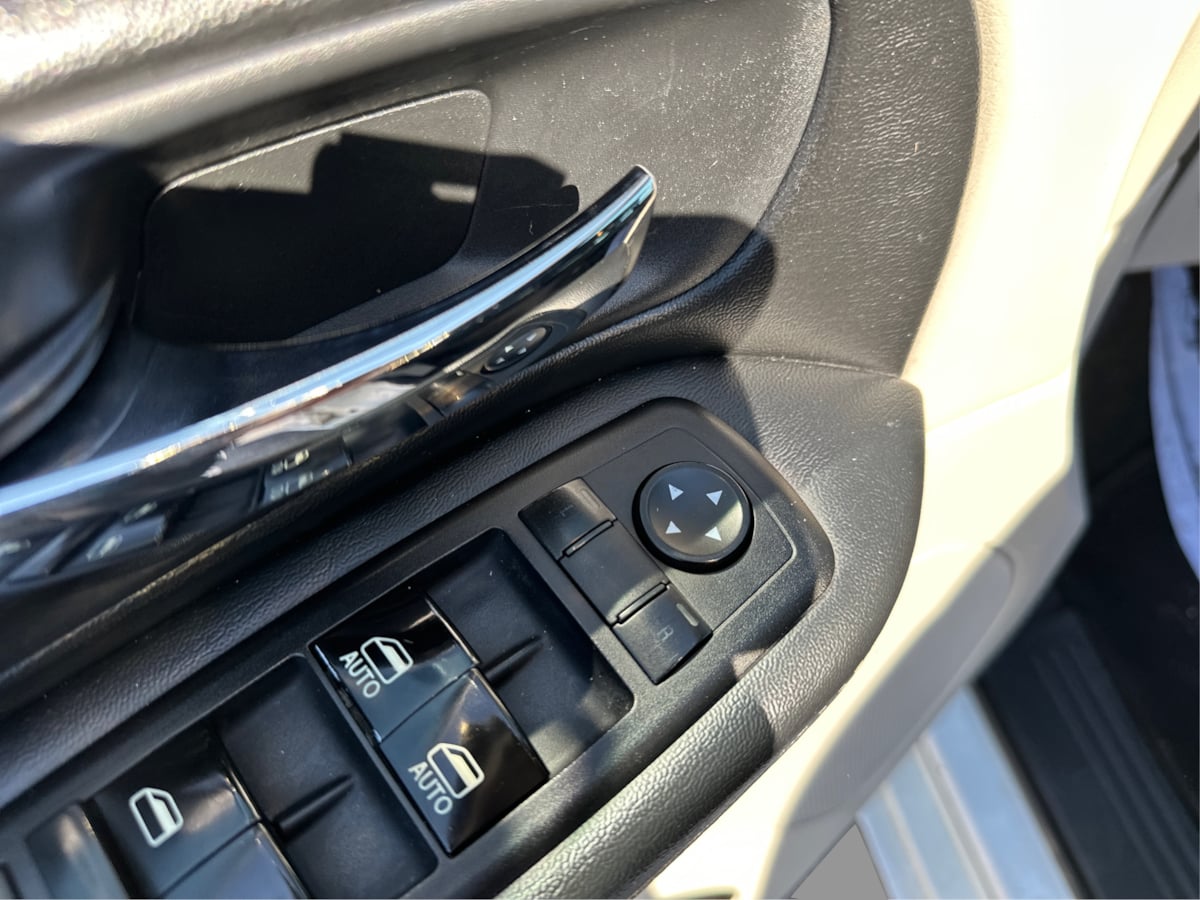 Dodge Grand Caravan photo 25
