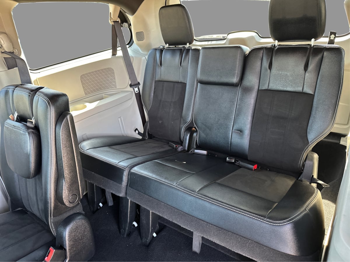 Dodge Grand Caravan photo 35