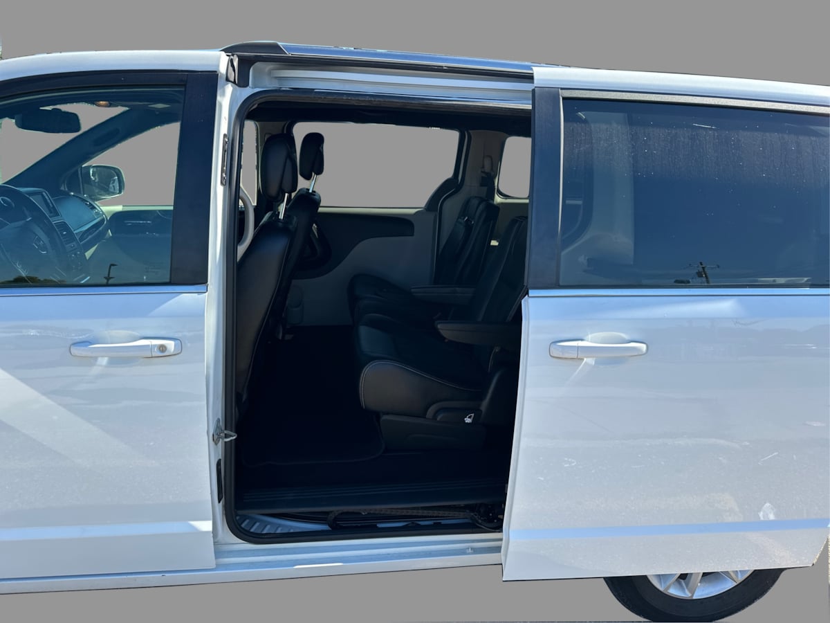 Dodge Grand Caravan photo 39