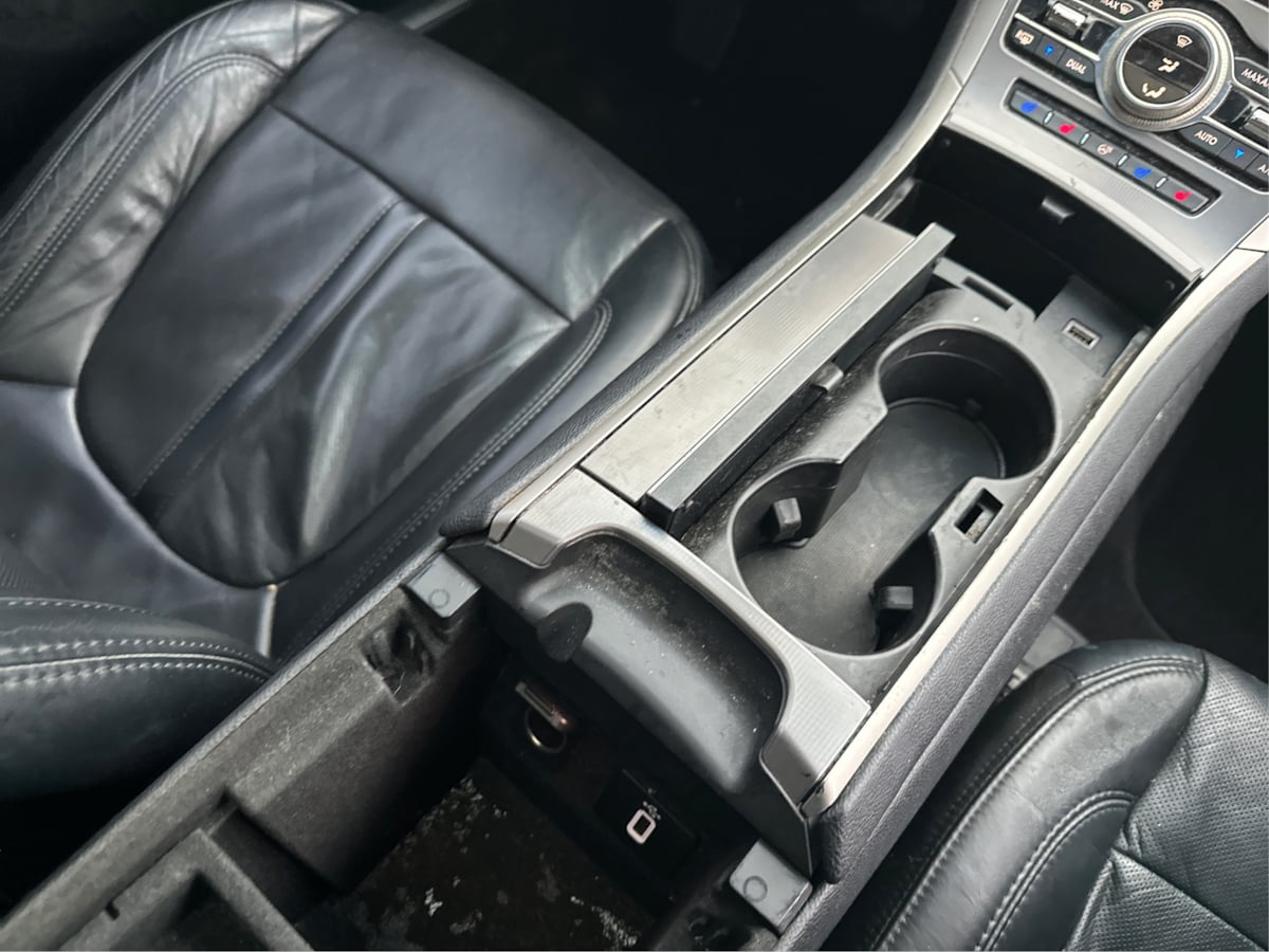 Lincoln MKZ photo 21
