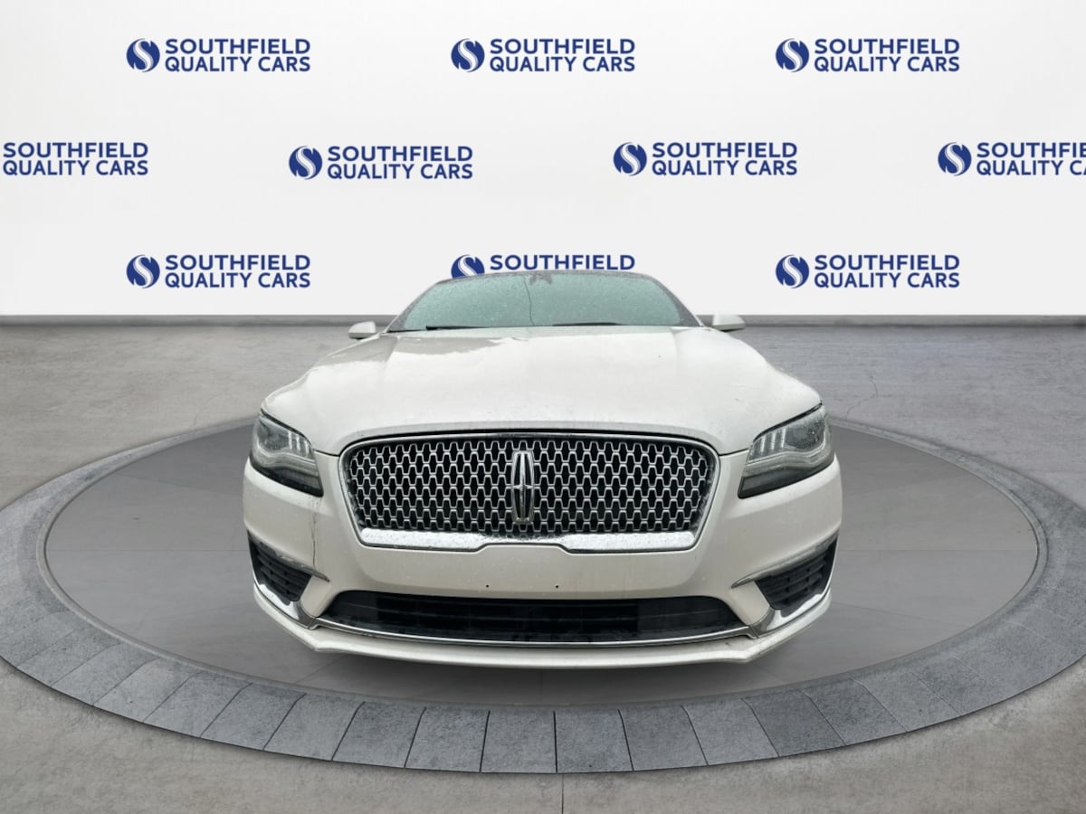 Lincoln MKZ photo 10