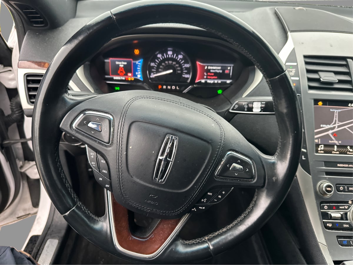 Lincoln MKZ photo 46
