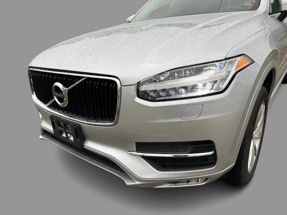Volvo XC90 photo 34
