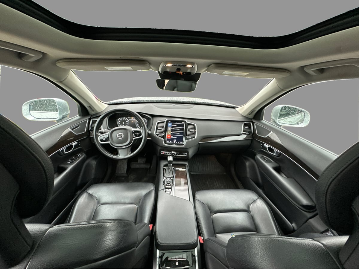 Volvo XC90 photo 40