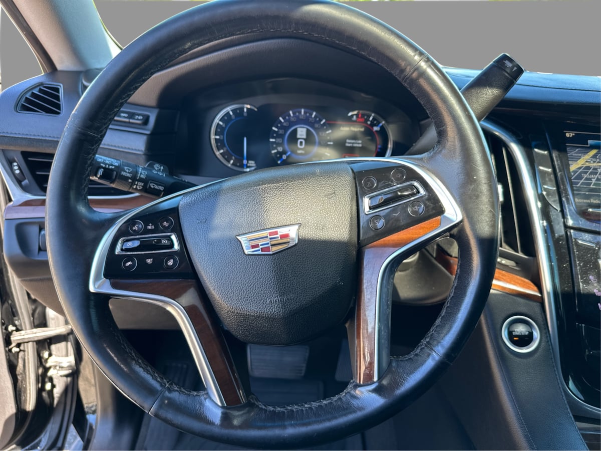 Cadillac Escalade ESV photo 30