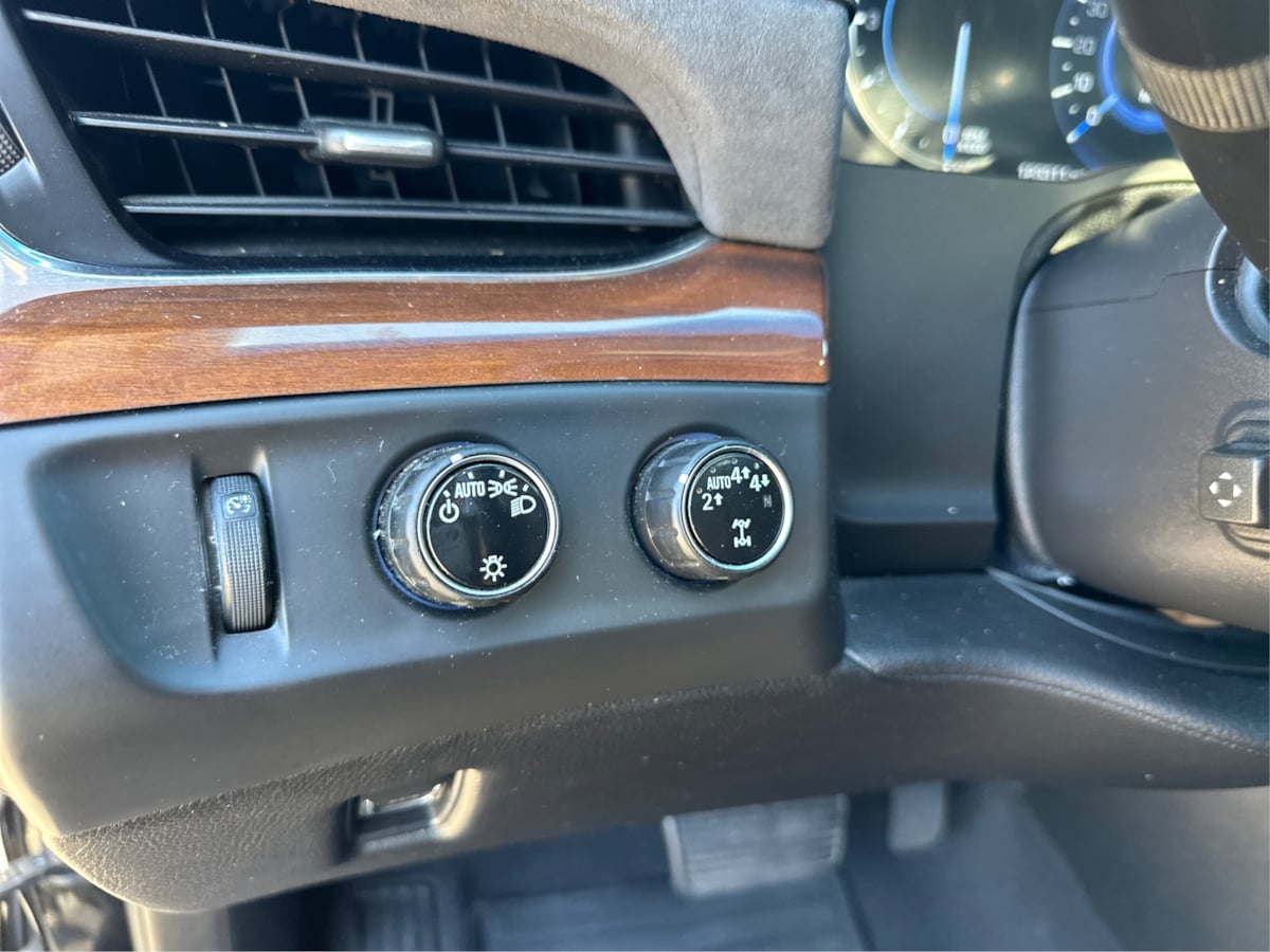 Cadillac Escalade ESV photo 31