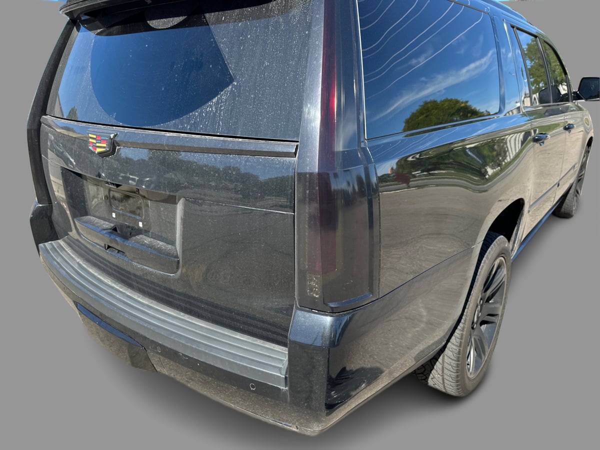Cadillac Escalade ESV photo 41