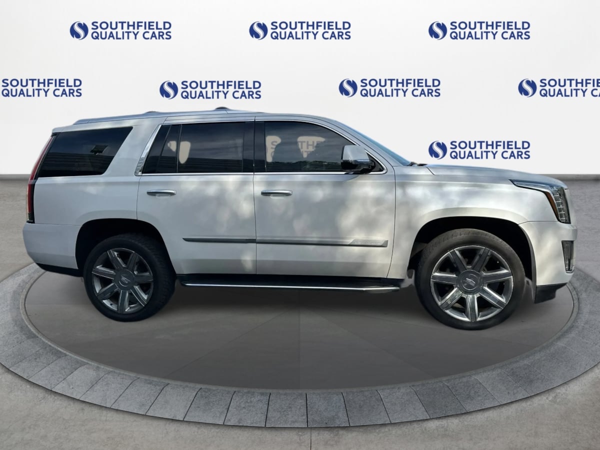 Photo 8 of this Cadillac Escalade