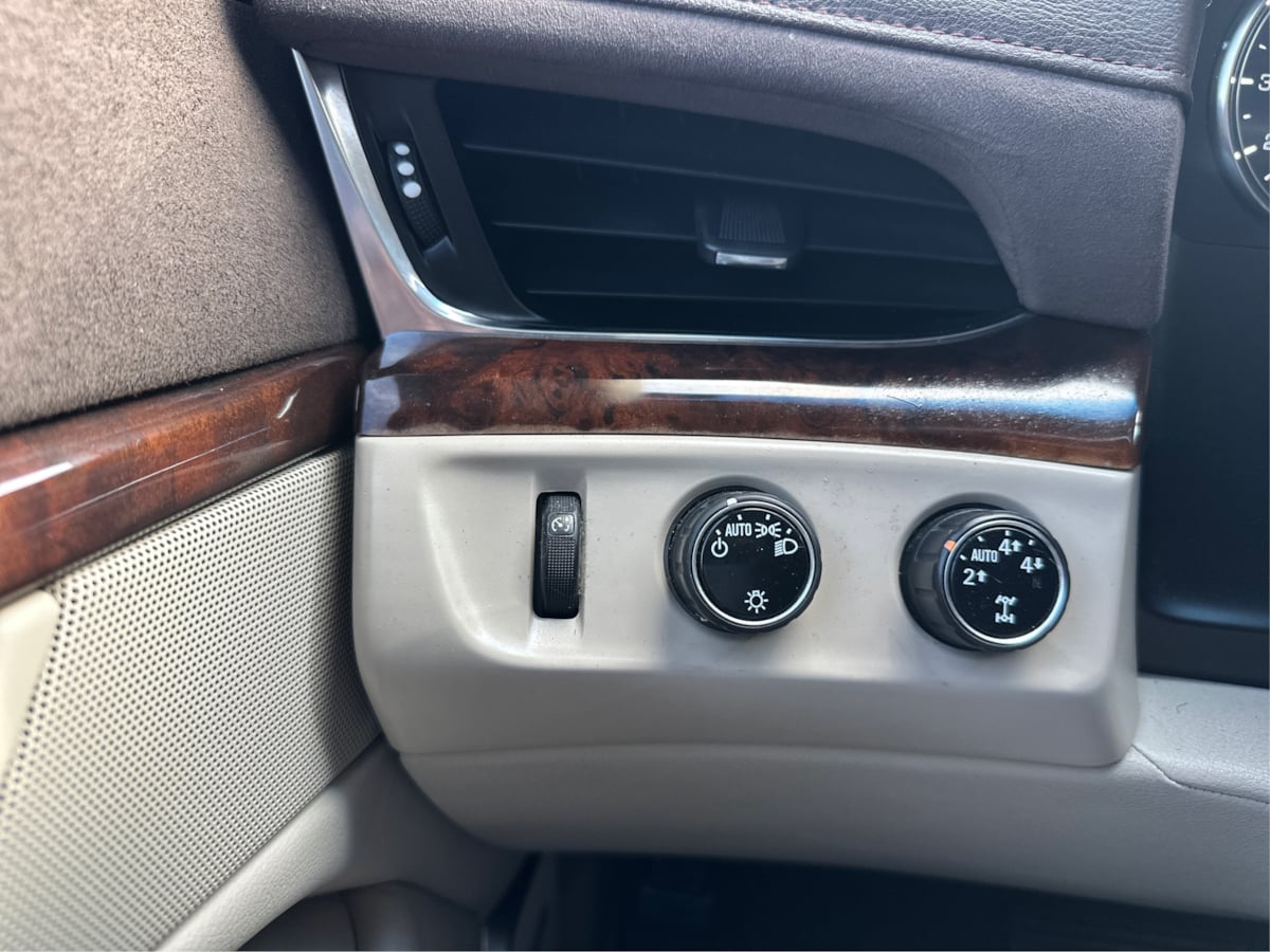 Photo 21 of this Cadillac Escalade