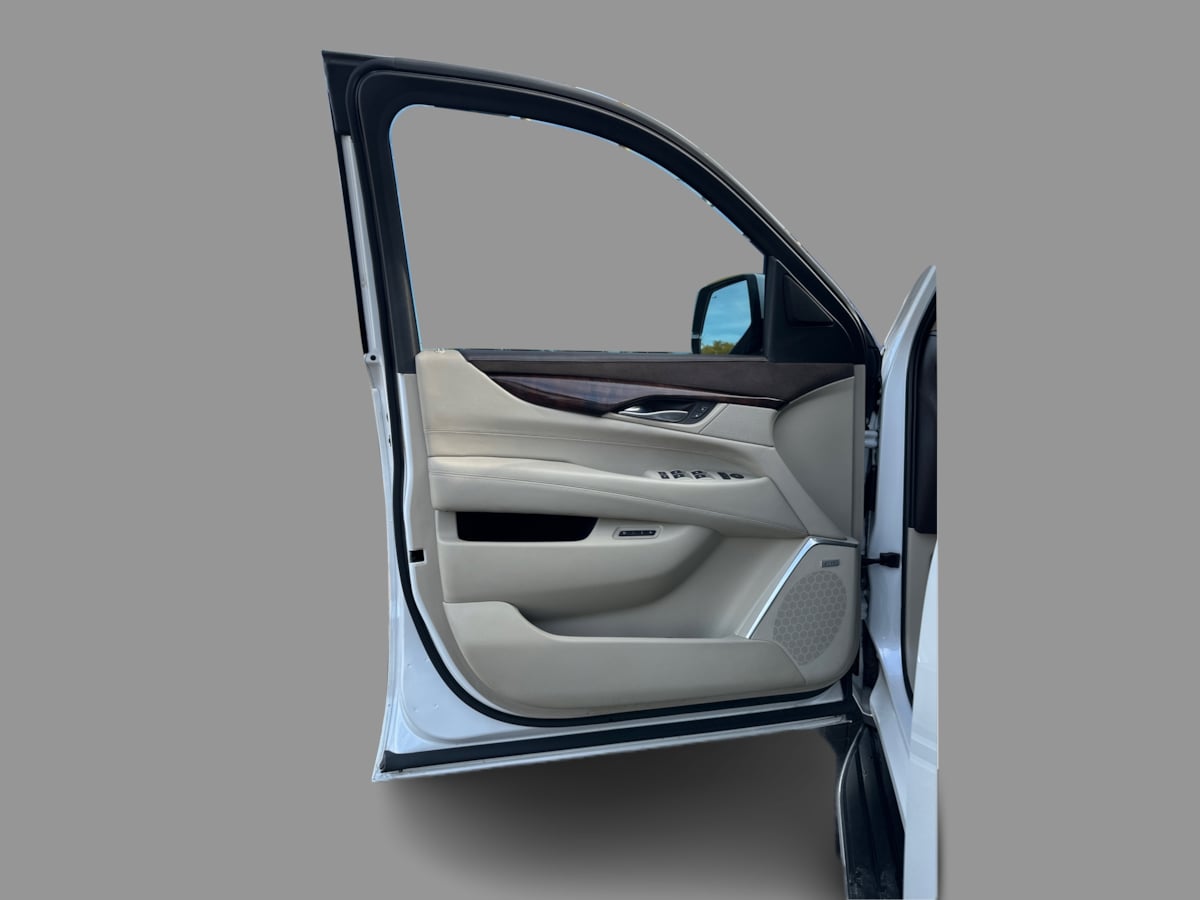 Photo 37 of this Cadillac Escalade