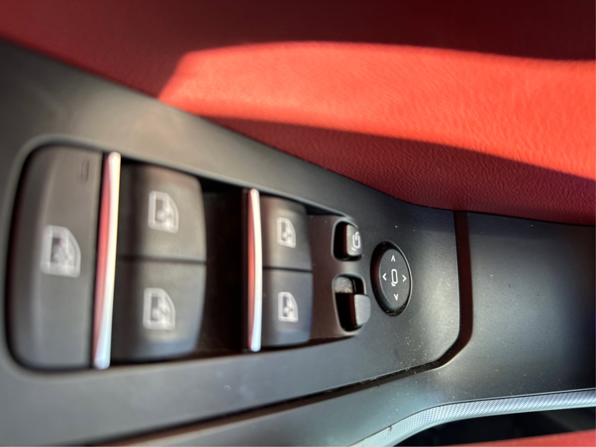 BMW X6 photo 14