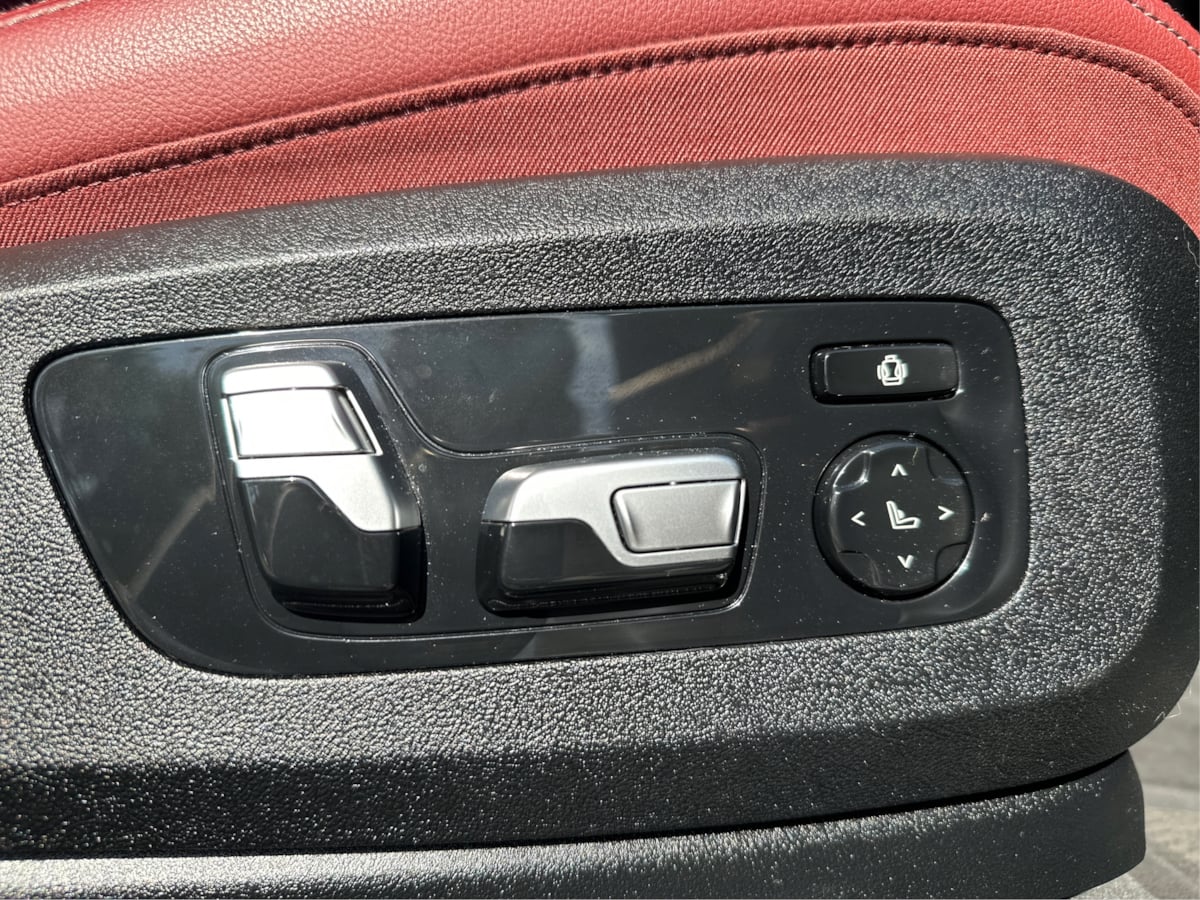 BMW X6 photo 12