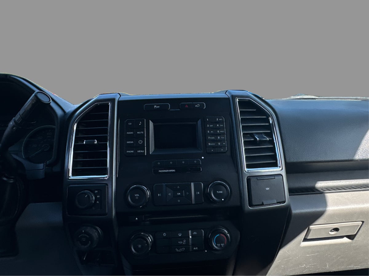 Ford F-150 photo 32