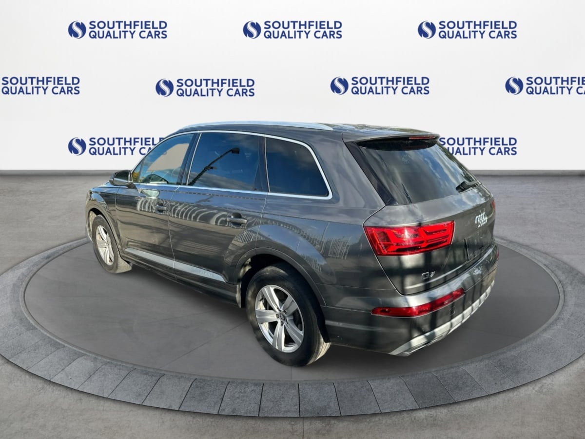Audi Q7 photo 5
