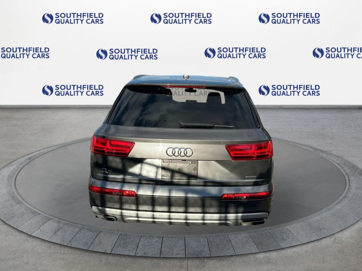 Audi Q7 photo 6