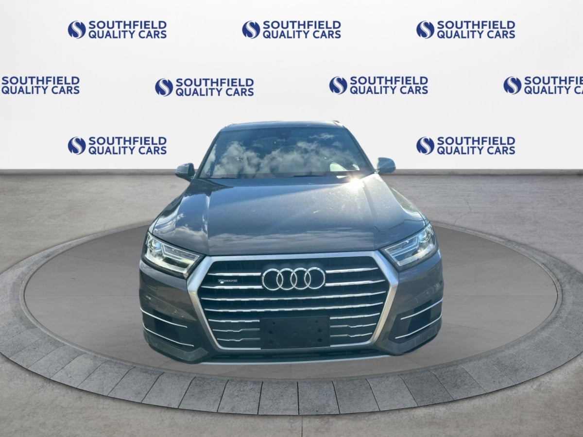 Audi Q7 photo 10