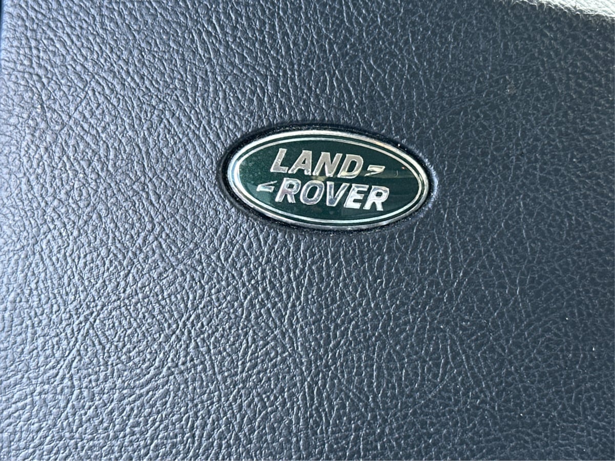 Land Rover LR4 photo 35