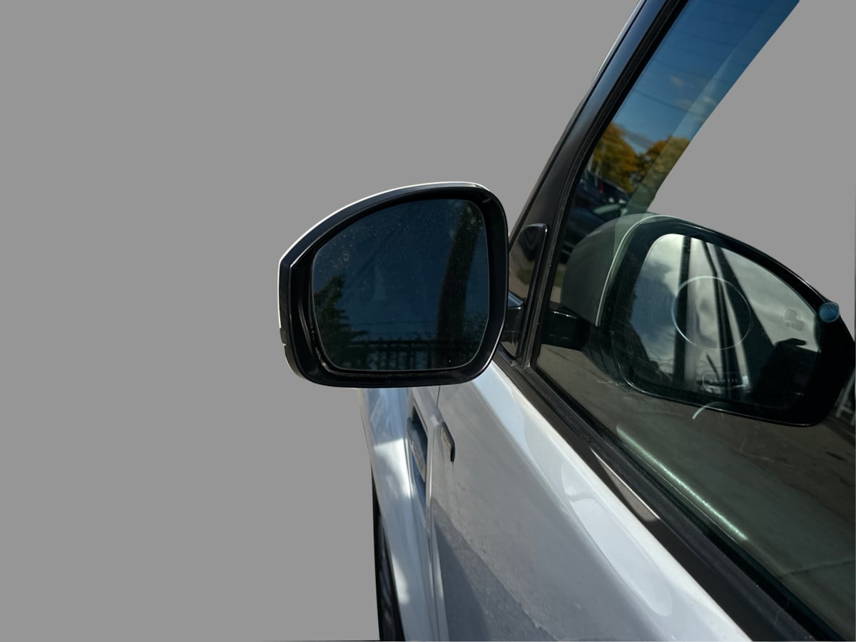 Land Rover LR4 photo 36