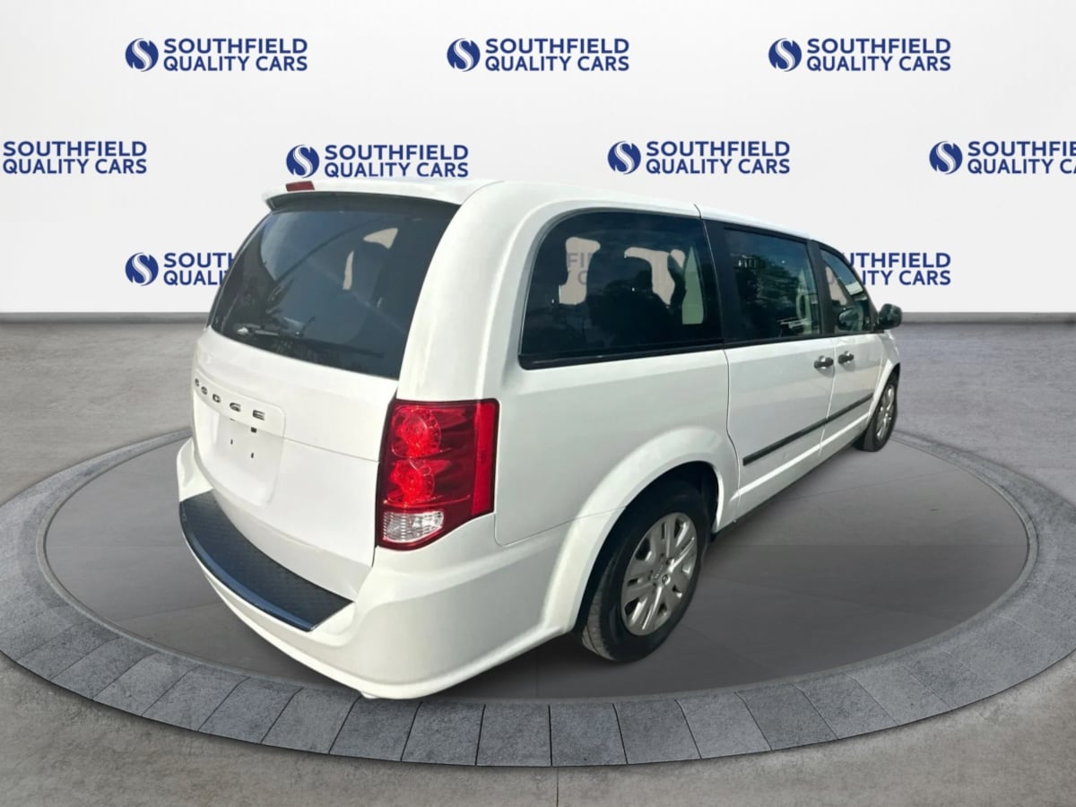 Dodge Grand Caravan photo 8