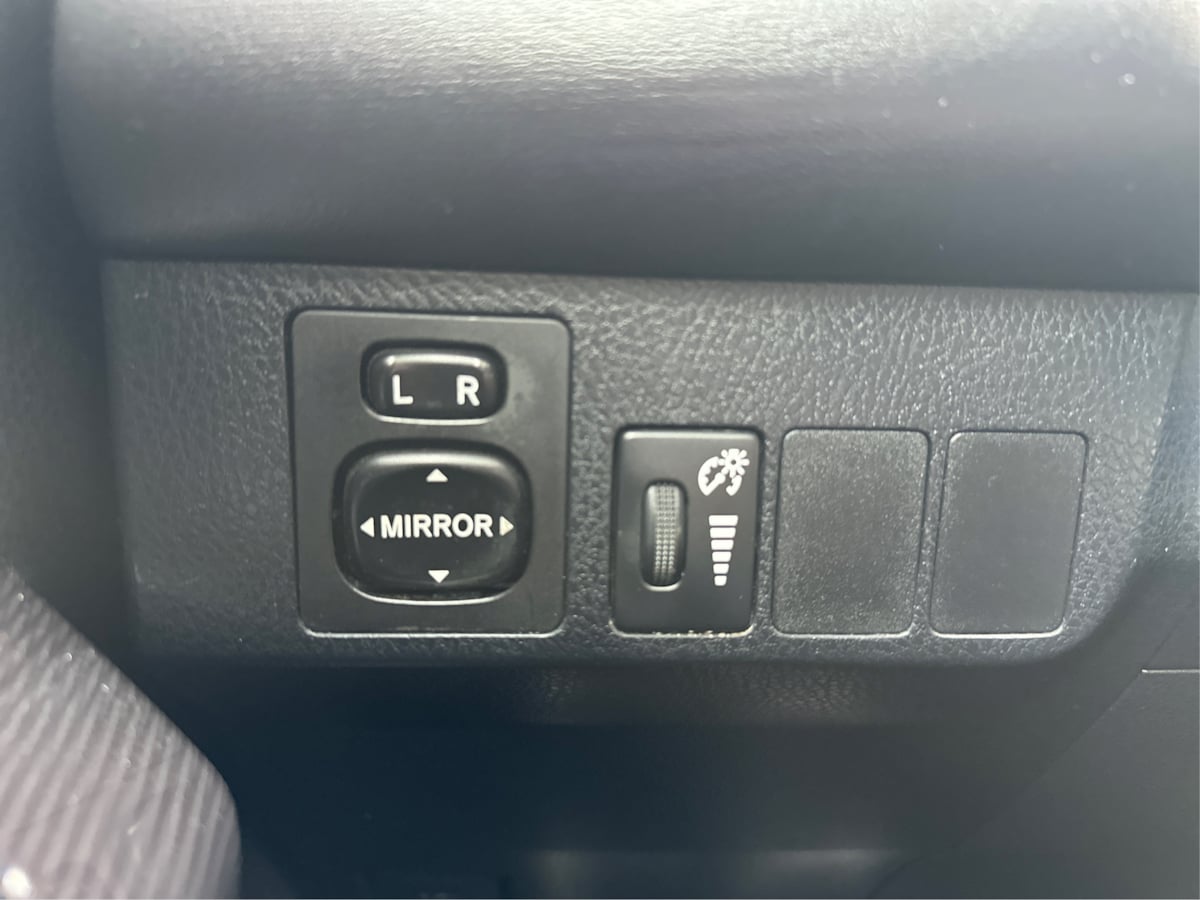Photo 19 of this Toyota RAV4