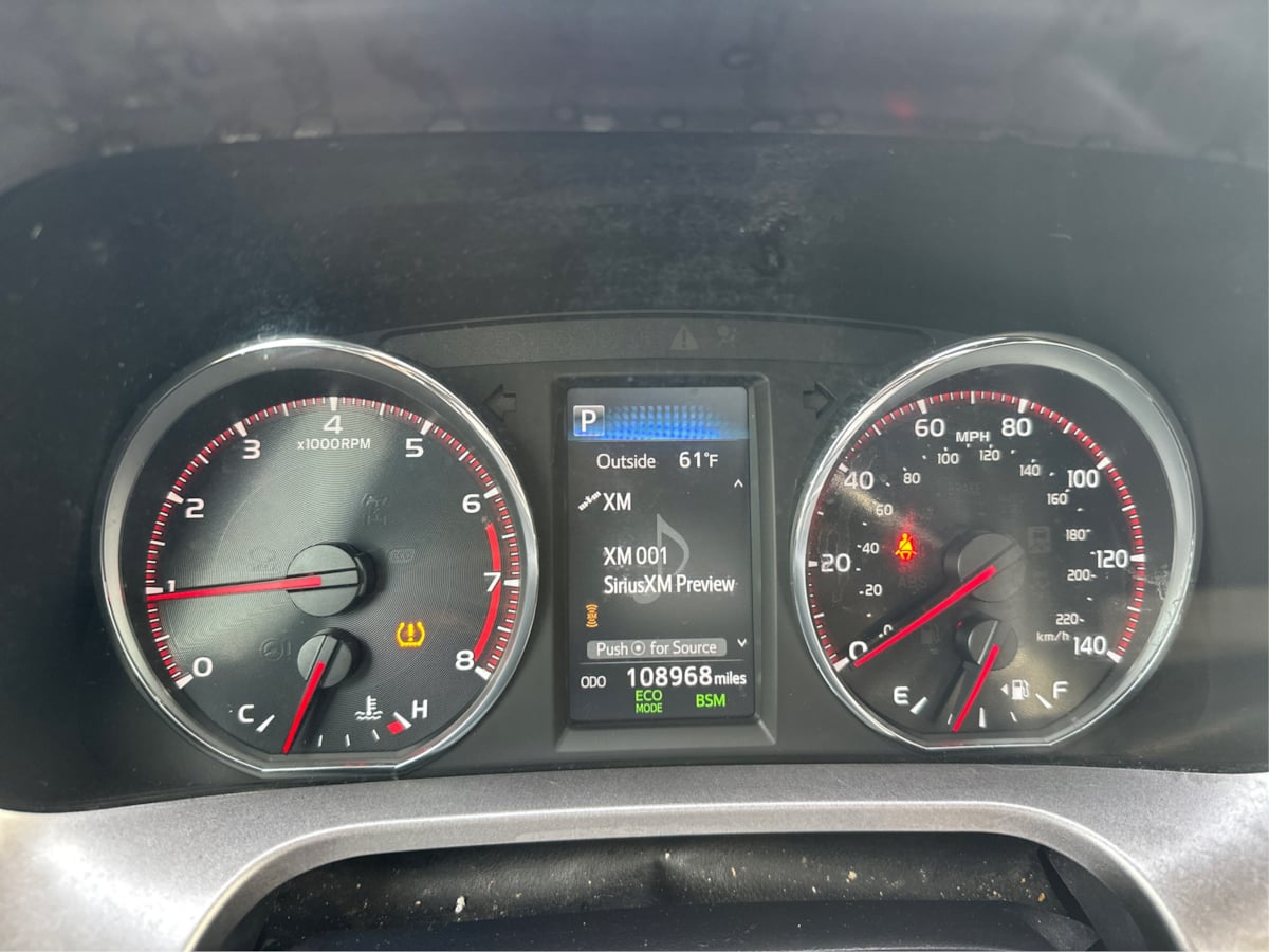 Photo 21 of this Toyota RAV4