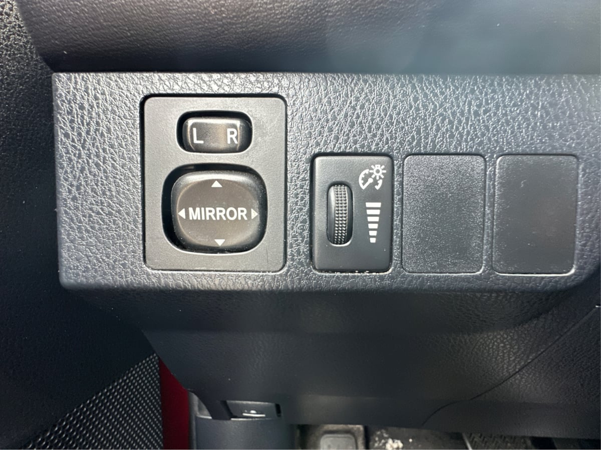 Photo 14 of this Toyota RAV4