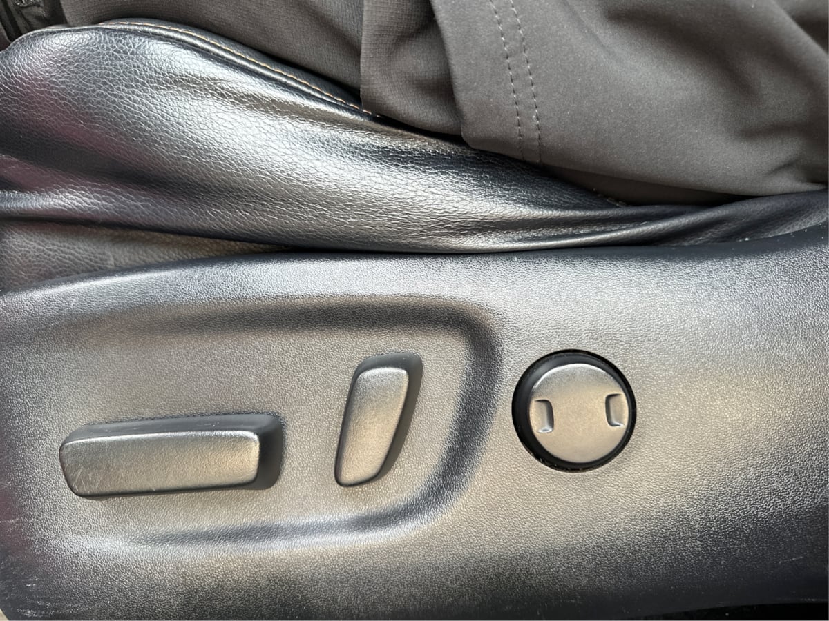 Photo 22 of this Toyota RAV4