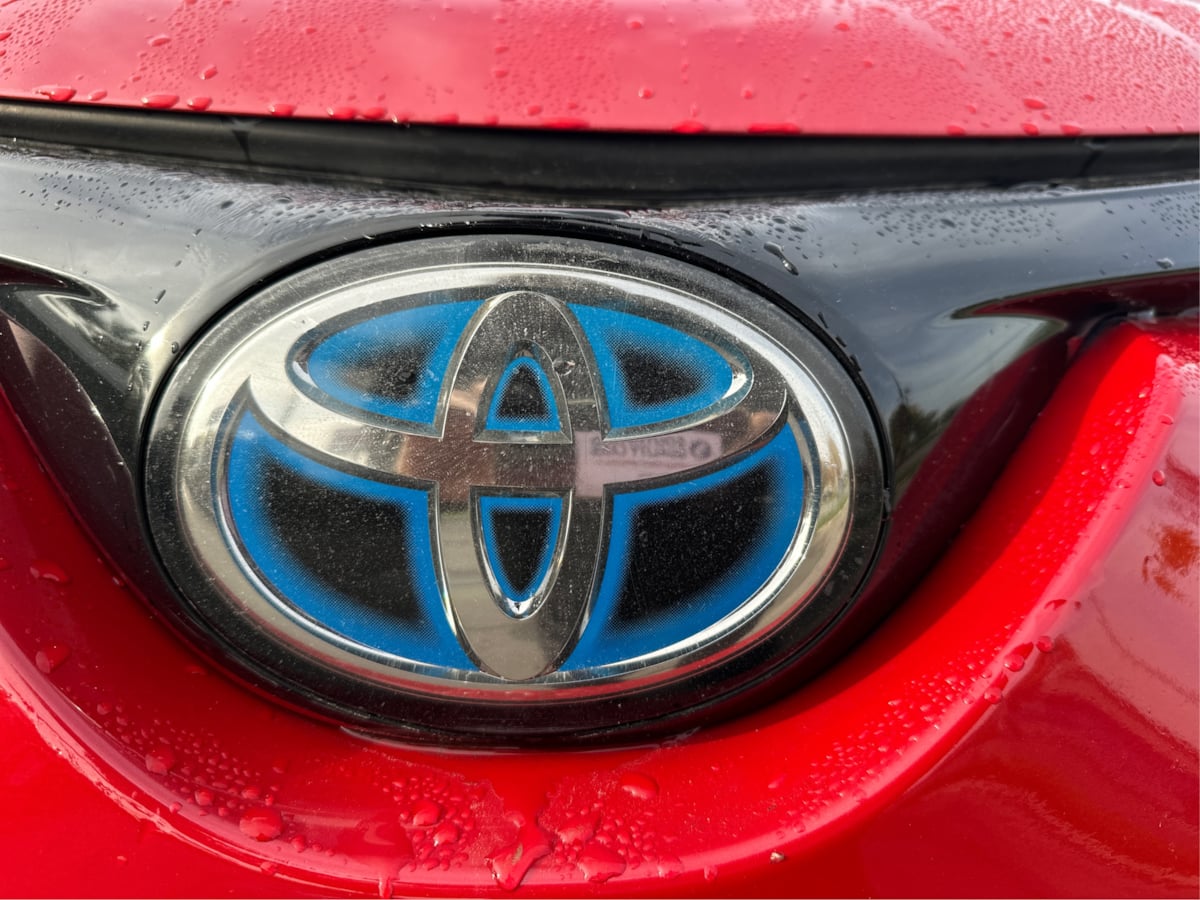 Photo 23 of this Toyota RAV4