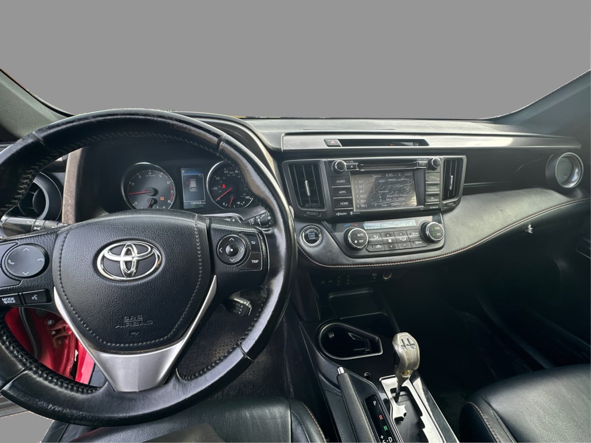 Photo 34 of this Toyota RAV4
