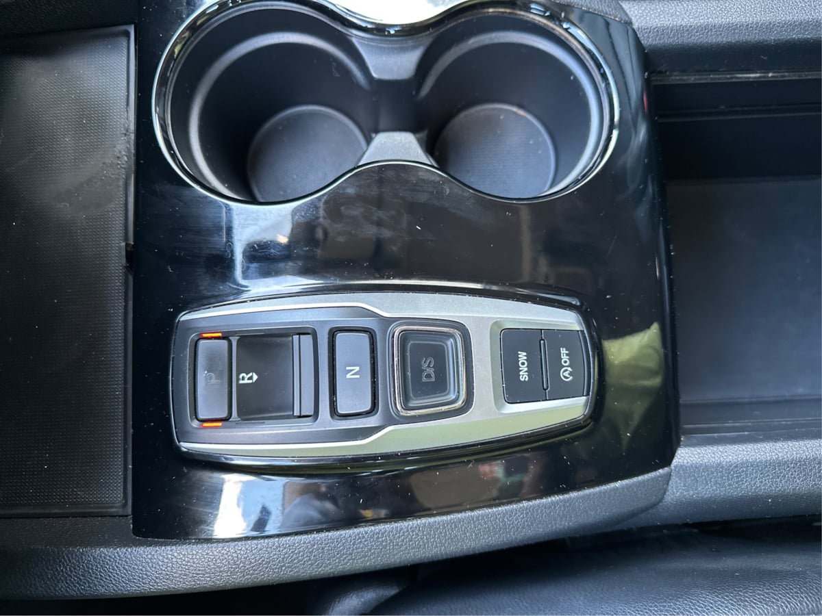 Photo 23 of this Honda Pilot